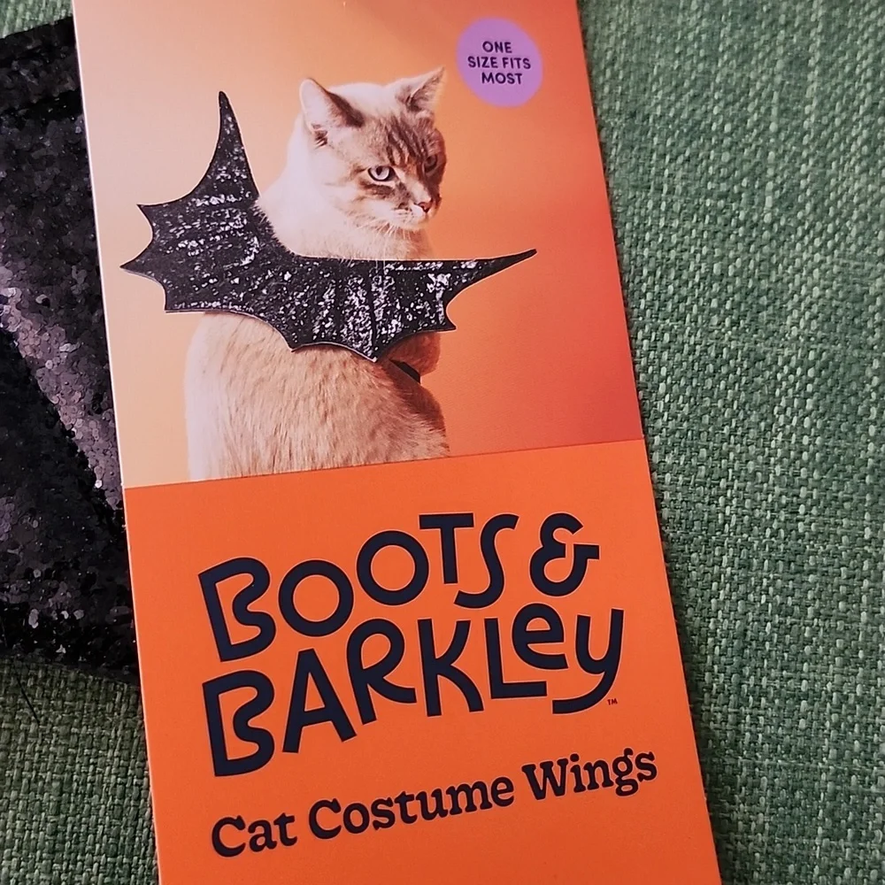 Boots & Barkley Glittery Black Pet Cat Wings